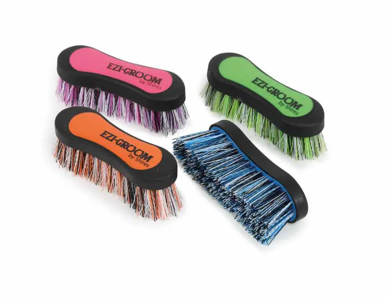 EZI-GROOM Grip Hoof Brush BRIGHT PINK Small