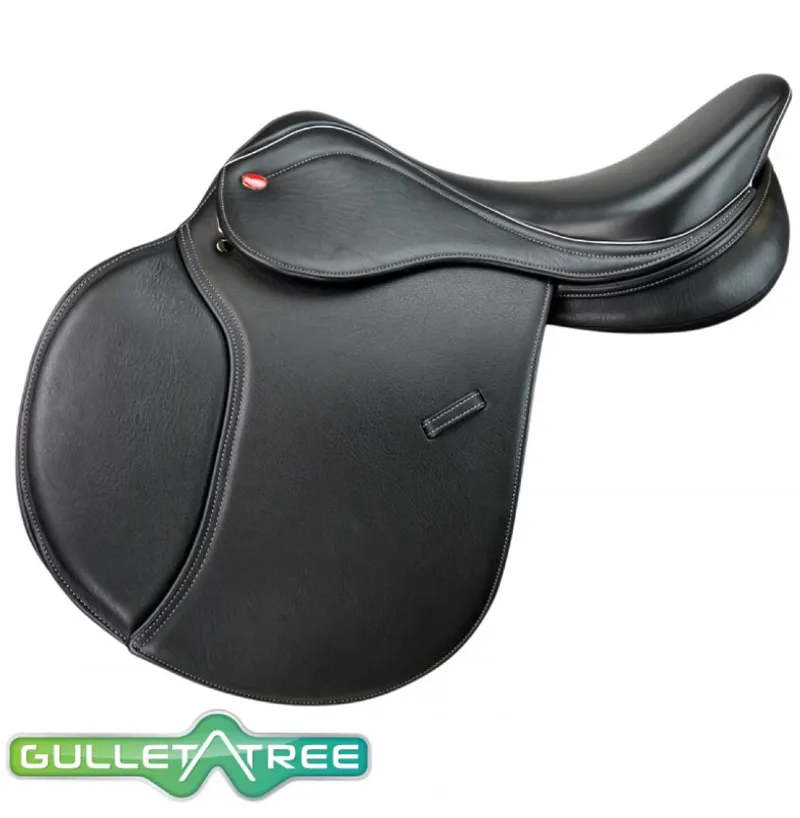 17 John Whitaker Bedale GP Jump Saddle Black MW Gullet