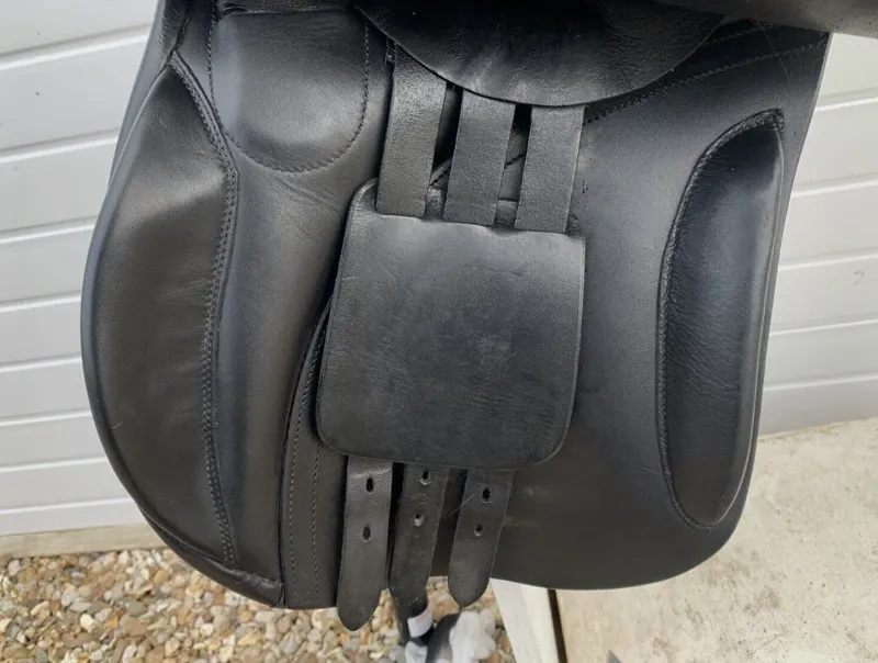 17.5 Ryder GP Black No.4 Fit MW With Grippy Suede Seat-1