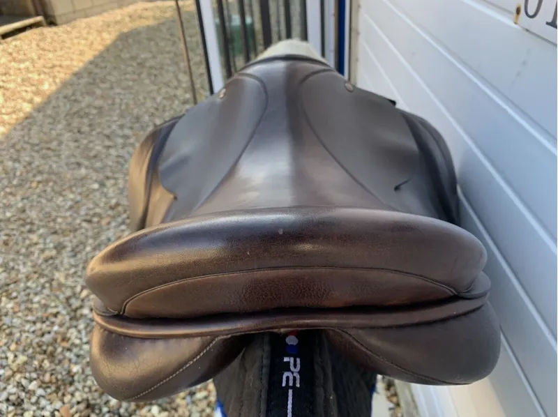 17.5 Jeremy Rudge GP/Jump Saddle Brown MW-5