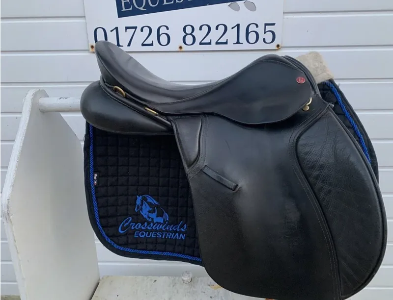 17 Kings GP Saddle Black Medium
