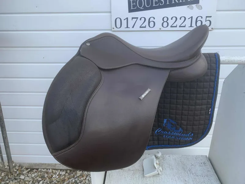 17.5 Wintec 500 Wide Brown 2XWide Gullet in Good Condition