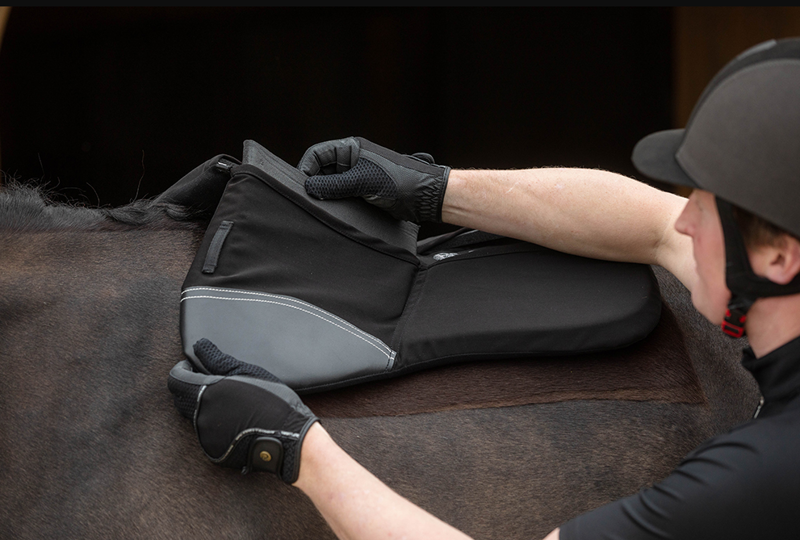 Rhinegold Pro Shock Absorber Memory Foam Saddle Riser Pad Black-1