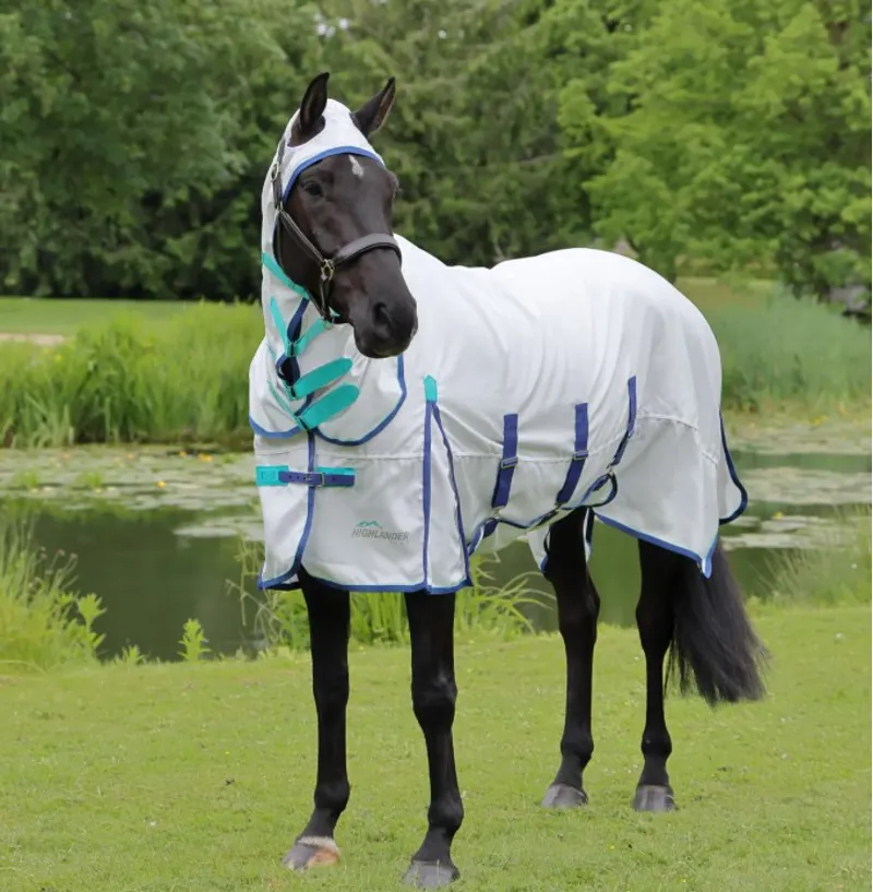 Shires Highlander Plus Sweet-Itch Combo Rug White Tried on
