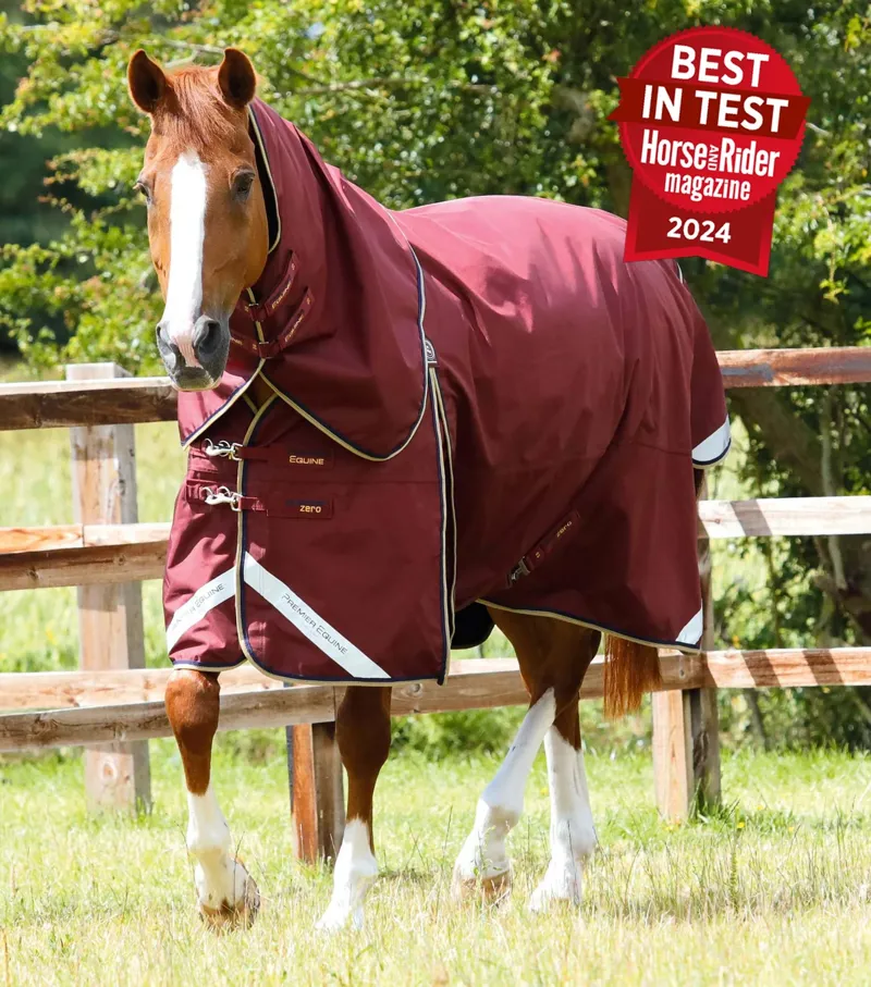 Premier Equine Buster Zero Turnout Rug With Classic Neck  Cover Burgundy