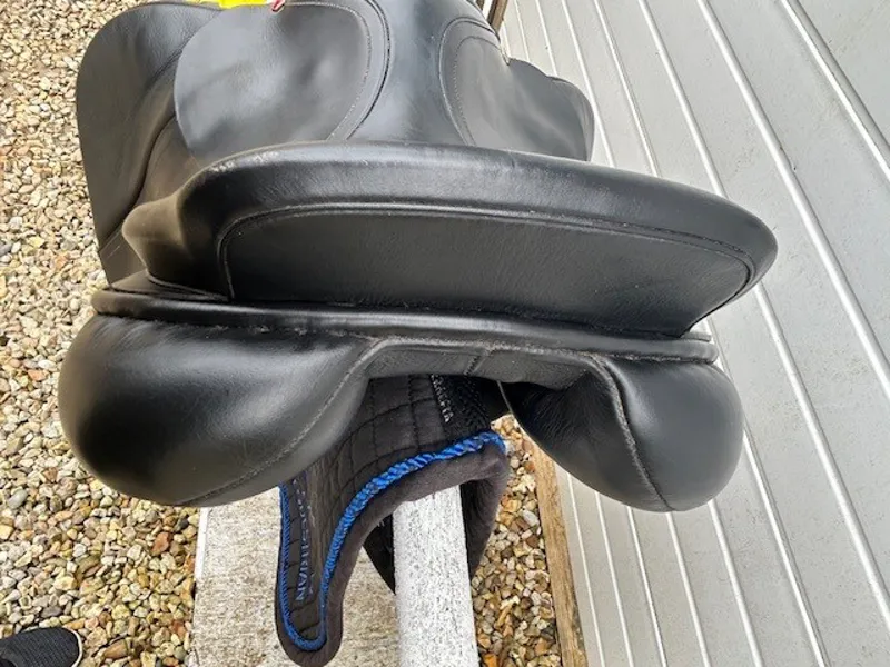 Albion Second Hand Adjusta Legend K2 171/2-2