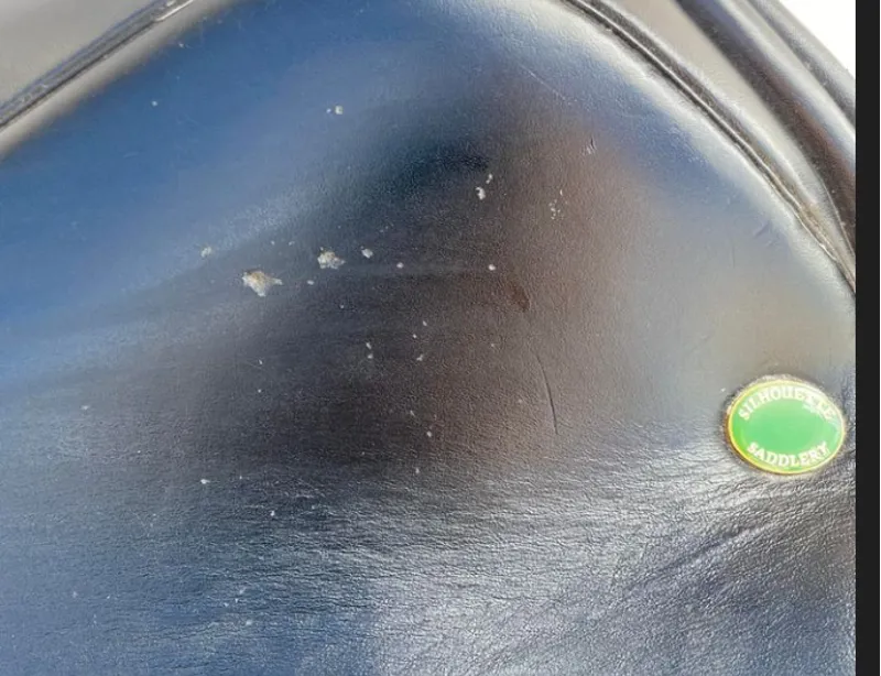 17.5 Silhouette Dressage Black Wide-5