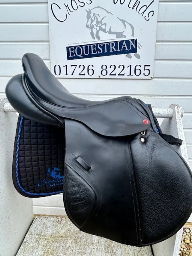 Albion Second Hand Adjusta Legend K2 171/2