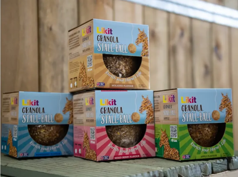 Likit Granola Stall Ball - - 1. 6kg Molasses